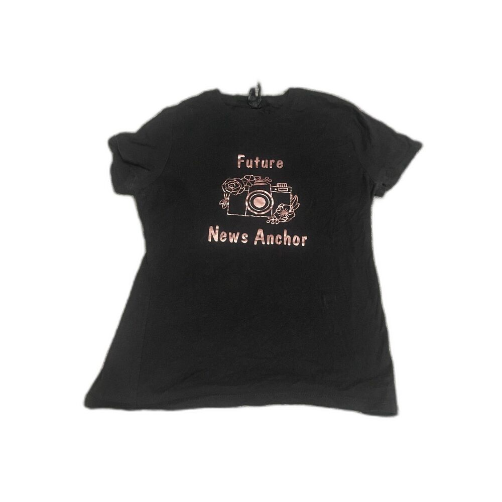 Future News Anchor black short sleeves graphic t-shirt S